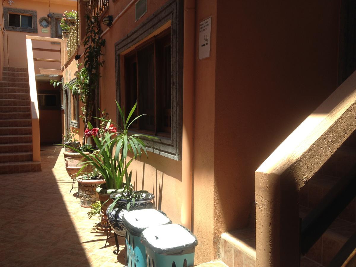 Hotel Posada La Gloria ซานมิเกล เด อาเญนเด ภายนอก รูปภาพ